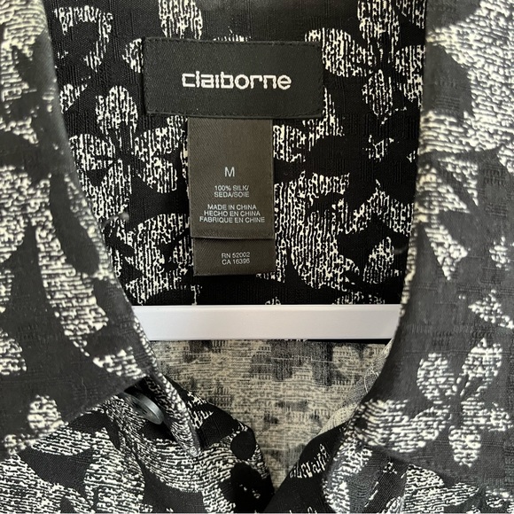 Claiborne 100% Silk Hawaiian Button Up Short Sleeve Shirt Black White Floral M - Picture 9 of 13